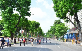 Hà Nội mở lại phố đi bộ quanh Hồ Gươm từ 12/3, đón khách tới Chùa Hương từ 13/3