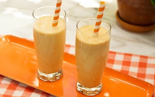 Thêm một gợi ý để chị em chế biến khoai lang vừa ngon vừa bổ - sữa khoai, hương vị đảm bảo đi vào lòng người!