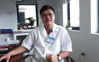 Bố mẹ hốt hoảng vì con trai 17 tuổi nhưng “cậu nhỏ” bé xíu