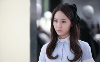 Đi làm về mệt lại thấy nhà cửa tan hoang, tôi giận dữ đem bát đũa ra đập khiến chồng tái mặt sợ hãi