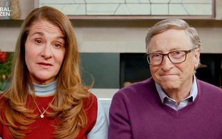 Tỷ phú Bill Gates khẳng định: "Chúng tôi không thể phát triển cùng nhau như 1 cặp vợ chồng", song phát ngôn trước đó của bà Melinda lại khác hẳn