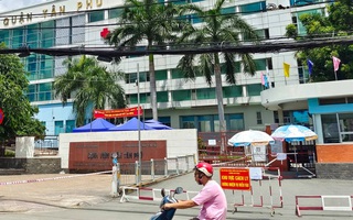 Vừa mở cửa trở lại chưa đầy 1 ngày, BV quận Tân Phú lại phải phong tỏa tiếp vì 2 nhân viên y tế nghi nhiễm COVID-19