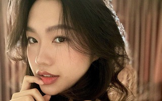 Người yêu tin đồn của Văn Hậu rất nghiện 1 loại kem chống nắng của nam, dùng mê mẩn, ca tụng hết lời