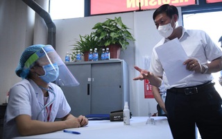 Để hoàn thành chiến dịch tiêm vaccine lớn nhất lịch sử, Việt Nam cần tiêm 300.000 - 500.000 liều/ngày