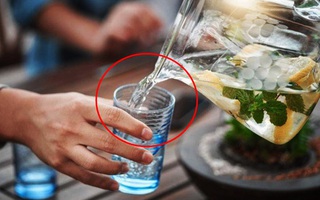 3 loại nước lọc KHÔNG bao giờ được uống vào buổi sáng vì có thể khiến cơ thể "rước đủ thứ bệnh"