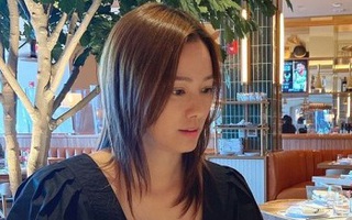 Bà xã tài tử "Nấc Thang Lên Thiên Đường" lại gây bão khi khoe cận nhan sắc ở tuổi 40