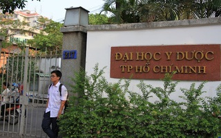 Điểm chuẩn xét tuyển đại học 2021: 13 học sinh được tuyển thẳng vào ĐH Y dược là ai?