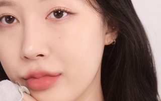 Đây là lọ kem dưỡng Nhật được BTV làm đẹp chấm điểm 10 vì sau 8 giờ da thậm chí còn căng mịn hơn trước