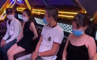 Tổ chức tiệc ma túy cùng nhiều... kiều nữ trong quán karaoke