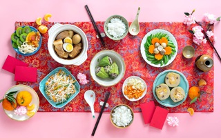 “Update” món lạ đón Tết: Bánh chưng nhân thịt cua, nem chiên tỏi và đủ món mặn ngọt giá chỉ từ 61K, chị em sắm lẹ đi