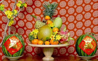 Mách bạn kinh nghiệm chọn dưa hấu đỏ bày bàn thờ mang đến tài lộc cho năm mới