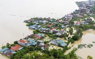 Nghệ An, Hà Tĩnh thiệt hại nặng do mưa lũ, gần 20.000 ngôi nhà ngập trong nước