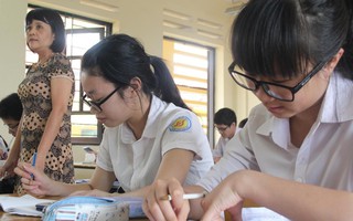 Lương nhà giáo: Không đủ sống, nói gì đến tận tâm với nghề!