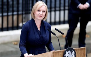 Vì sao Thủ tướng Liz Truss trở thành người cầm quyền ngắn nhất lịch sử Anh?