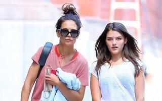 Mẹ đơn thân Katie Holmes tiết lộ cách nuôi dạy con đáng nể