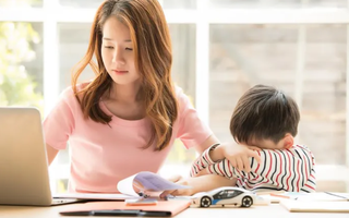 Đau lòng khi nghe tiếng khóc ấm ức của con trai 4 tuổi