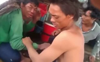 Người đàn ông bị "tra tấn" dã man trên tàu cá: Khởi tố vụ án hành hạ người khác