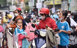 Trẻ em Việt Nam và thế giới có xu hướng thức khuya hơn trước, ngủ ít sẽ dễ cáu gắt, uể oải hơn