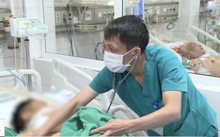 Tâm lý chủ quan tự điều trị sốt xuất huyết tại nhà
