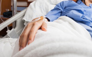 Uống thuốc tránh thai liên tục 4 năm, người phụ nữ nhập viện cấp cứu
