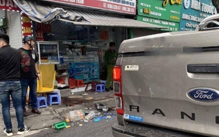 Truy bắt kẻ đâm gục người phụ nữ bán hàng nước trên phố Hoàng Hoa Thám, Hà Nội