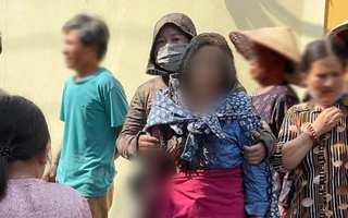 Vụ 3 con gái đổ xăng đốt nhà mẹ đẻ: Người mẹ bị bỏng nặng, tiên lượng xấu