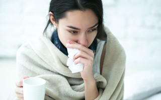 Sốc nhiệt khi thời tiết chuyển lạnh đột ngột có thể gây méo miệng, liệt mặt: Ghi nhớ 5 điều để đề phòng