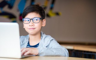 Cha mẹ thông minh và cha mẹ bình thường dạy dỗ con khác biệt như nào? Nhìn vào 9 điểm này mới thấy sự chênh lệch