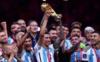 Di Maria xúc động sau khi vô địch World Cup: 'Với tôi, chung kết là thắng hoặc chết'