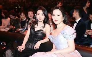 Khoảnh khắc chung khung hình hiếm có của dàn sao Hoa ngữ: Ảnh chụp chung của Triệu Lệ Dĩnh và Lưu Diệc Phi trở thành huyền thoại