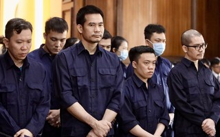 Tuyên án vụ Alibaba: Nghìn người cay đắng với niềm hy vọng mong manh