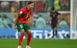 Gục ngã trên loạt penalty, tuyển Tây Ban Nha cay đắng rời giải