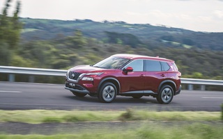 Nissan X-Trail 2023 giá quy đổi tới 840 triệu đồng: Dễ về Việt Nam sau thời gian hoãn vì dịch