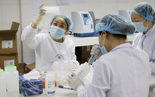 Ngày 10/2, Hà Nội thêm 2.887 ca mắc Covid-19, 627 ca ngoài cộng đồng