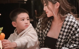 Nhà trường "gửi nhẹ" một TIN NHẮN, gia đình ngay lập tức XÁO XÀO: Người mừng rớt nước mắt, người đau tim vì lo lắng