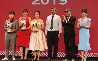 Bật mí về người đàn ông duy nhất lặng lẽ đứng phía sau giúp Đội tuyển nữ Việt Nam làm nên những kỳ tích mà chúng ta vừa thấy