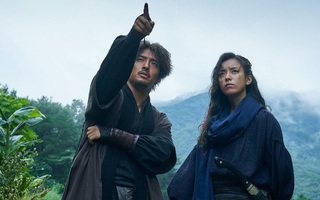 Phim của Han Hyo Joo, Kang Ha Neul gây sốt Netflix là phần tiếp nối "The Pirates" của Son Ye Jin: Không cười không lấy tiền!