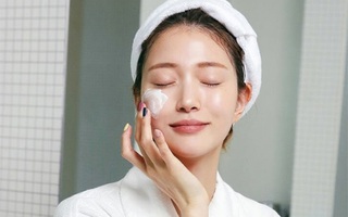 2 sai lầm tồi tệ khi sử dụng kem chống nắng mà bác sĩ da liễu khuyến cáo, gây suy giảm collagen, khiến làn da sạm đen, nhanh lão hóa