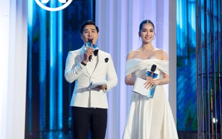 Nguyên Khang lịch lãm bên Á hậu Phương Anh tại Miss World Vietnam
