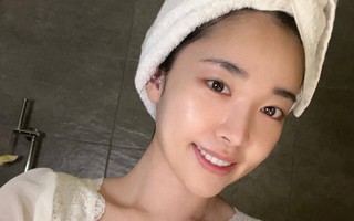 'Sốt xình xịch' với chị em làm đẹp, retinol là gì?
