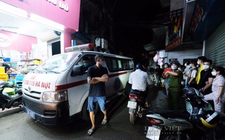 Vụ "điên tình" đốt nhà trọ ở Phú Đô: Nam thanh niên 30 tuổi bị bỏng hô hấp phải thở máy, tiên lượng nặng