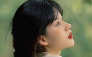 Chị dâu đến nhà tôi chơi, khi về liền nhét vào tay tôi 200 triệu cùng 5 chỉ vàng khiến tôi bật khóc nức nở