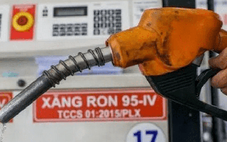 Giá xăng có thể tăng gần 1.000 đồng/lít, lên mức cao nhất từ trước đến nay