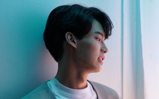 Nhìn vào mâm cơm tôi tức giận đứng dậy định bỏ đi thì mẹ giữ lại rồi nói ra toàn bộ sự thật