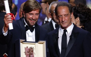 "Triangle of Sadness" đoạt Cành cọ vàng của Liên hoan phim Cannes 2022