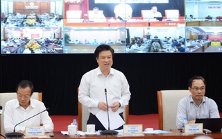 Vì sao yêu cầu thí sinh để đồ dùng cá nhân cách phòng thi 25m?