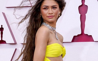 Zendaya khó chịu trước tin đồn mang thai