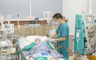 Ăn bánh trôi ngô, 1 bé tử vong, 4 người nguy kịch