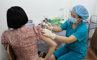 Sáng 28/6: Biến thể phụ BA.5 lây lan nhanh thế nào? Hiệu quả bảo vệ sau tiêm vaccine COVID-19 mũi 4 ở cả 5 cấp độ
