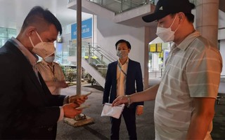 Hành khách bỏ quên tài sản tiền tỉ tại sân bay